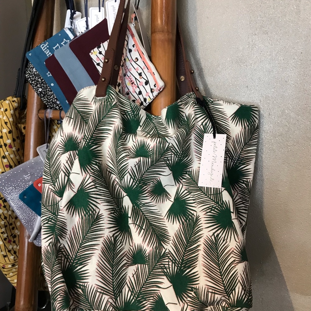 Handbag - Picture 5 of 5